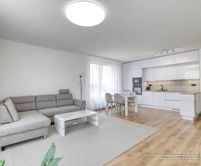 Pronájem Byt 3+1, Byt 3+1, Cukrovarská, Trnava, Slovensko