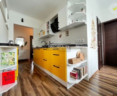 Prodej Byt 3+1, Levice, Slovensko