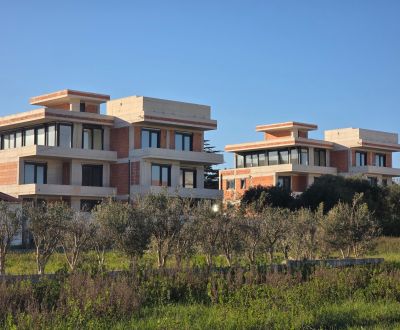 CHORVATSKO - 3+kk apartmány v blízkosti pěkné pláže - SUKOŠAN