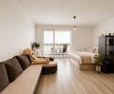SENEC- Prodej moderního 1i bytu v novostavbě: balkon, parking a sklep