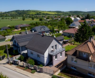 Prodej Rodinný dům, Rodinný dům, Jahodová, Trenčín, Slovensko