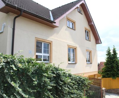 Pronájem Rodinný dům, Rodinný dům, Stará Klenová, Bratislava - Nové Me