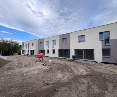 Prodej Rodinný dům, Rodinný dům, Senec, Slovensko