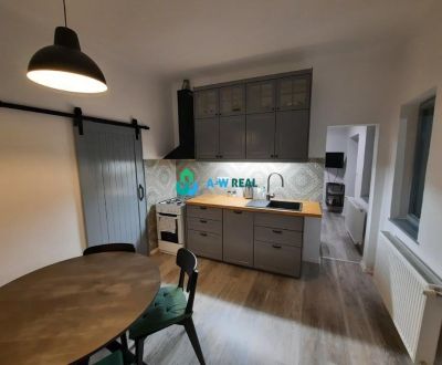 Pronájem Rodinný dům, Rodinný dům, Zelená, Dunajská Streda, Slovensko