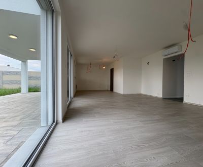 Prodej Rodinný dům, Rodinný dům, Družstevnícka, Levice, Slovensko