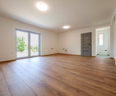 Prodej Rodinný dům, Rodinný dům, Trnavská, Nitra, Slovensko