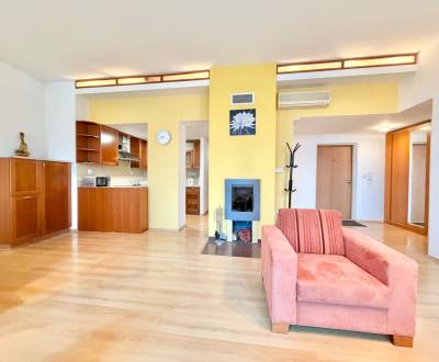 Prostorný 3+kk byt v centru Žiliny s krásným výhledem