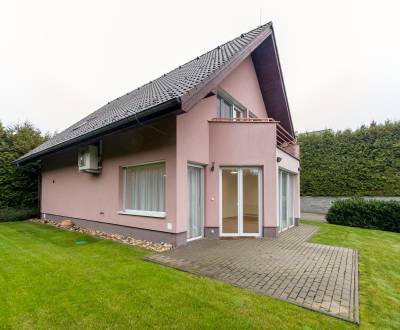 Pronájem Rodinný dům, Rodinný dům, Strmý vŕšok, Bratislava - Záhorská 