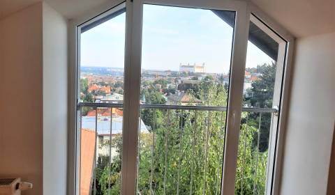 TOP locality & view! Krásny 3i mezonet, BALKON,GARÁŽ,VÝTAH-Staré Město