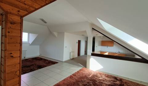 Pronájem Kancelářské prostory, Kancelářské prostory, Nitra, Slovensko