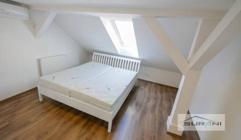 Pronájem Byt 2+1, Byt 2+1, Sládkovičova, Bratislava - Staré Mesto, Slo