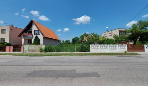Pozemky - bydlení, prodej, Nové Zámky, Slovensko