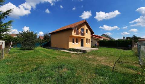 Rodinný dům, Jabloňová, prodej, Dunajská Streda, Slovensko
