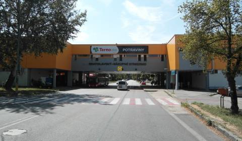 Prostory pro obchod, Ovsištské nám., pronájem, Bratislava - Petržalka,