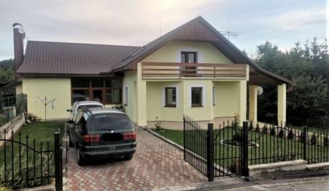 Rodinný dům, prodej, Prievidza, Slovensko