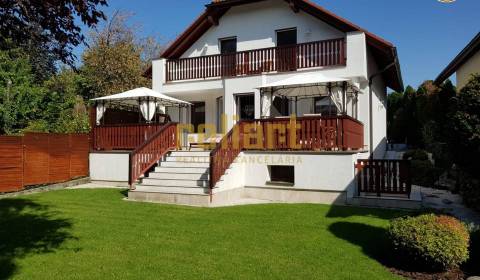 Rodinný dům, Horná Vančurova, prodej, Bratislava - Nové Mesto, Slovens