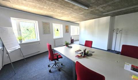 Pronájem Kancelářské prostory, Kancelářské prostory, Nitra, Slovensko