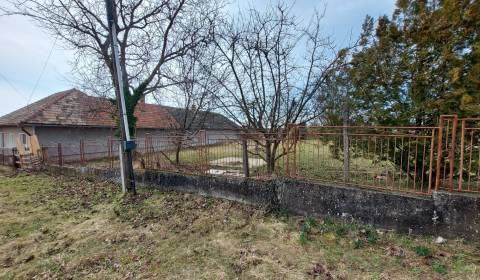 Pozemky - bydlení, prodej, Nové Zámky, Slovensko