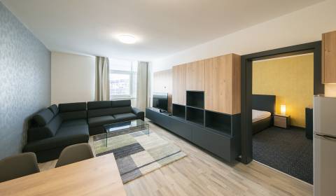 Byt 2+1, Trnavská cesta, pronájem, Bratislava - Ružinov, Slovensko