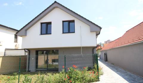 Rodinný dům, Nákovná, prodej, Bratislava - Podunajské Biskupice, Slove