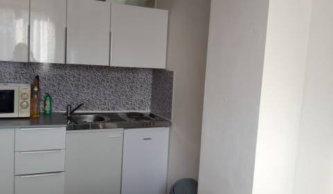 Garsoniéra, Bencúrova, pronájem, Bratislava - Ružinov, Slovensko