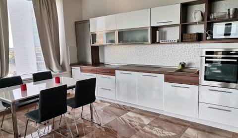 Byt 3+1, Landererova, pronájem, Bratislava - Staré Mesto, Slovensko