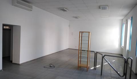 Prostory pro obchod, Andreja Žarnova, pronájem, Trnava, Slovensko