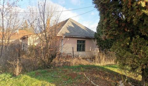 Pozemky - bydlení, prodej, Bánovce nad Bebravou, Slovensko