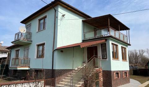 Rodinný dom, dvojgeneračné bývanie, Milhosť, Košice-okolie.