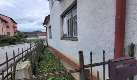 Rodinný dům, prodej, Nové Mesto nad Váhom, Slovensko