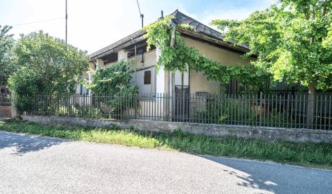 Rodinný dům, Družstevná, prodej, Košice-okolie, Slovensko