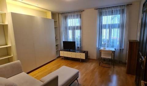 Byt 2+1, Na vŕšku, pronájem, Bratislava - Staré Mesto, Slovensko
