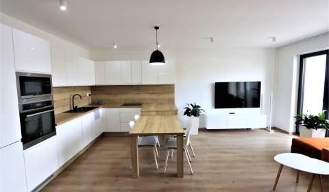 Prodej Byt 2+1, Byt 2+1, Rekreačná, Piešťany, Slovensko