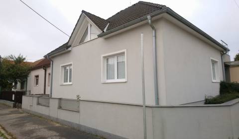 Rodinný dům, Fándlyho, prodej, Trnava, Slovensko