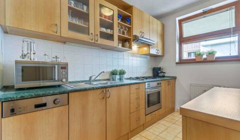 Byt 2+1, Murgašova, prodej, Bratislava - Staré Mesto, Slovensko