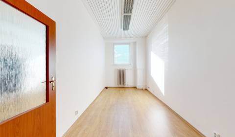 Pronájem Kancelářské prostory, Kancelářské prostory, Púchovská, Bratis