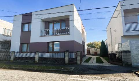 Prodej Rodinný dům, Rodinný dům, Budovateľská, Trebišov, Slovensko