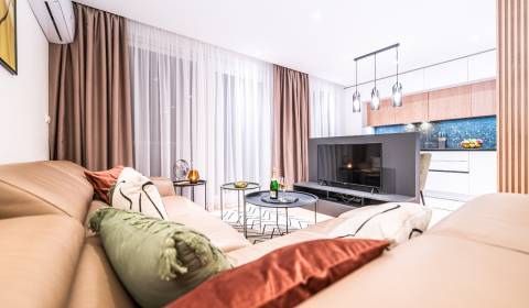 Pronájem Byt 3+1, Byt 3+1, Kysucká, Košice - Západ, Slovensko