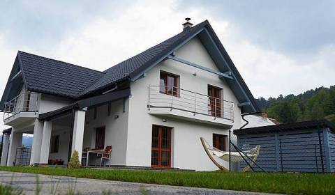 Rodinný dům, časť Garáže, prodej, Čadca, Slovensko