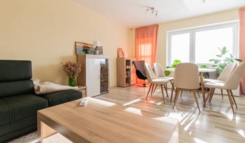 Pronájem Rodinný dům, Rodinný dům, Dlhé diely III, Bratislava - Karlov