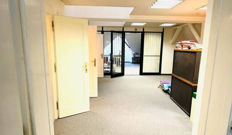 Kancelářské prostory, Hlavné námestie, pronájem, Bratislava - Staré Me