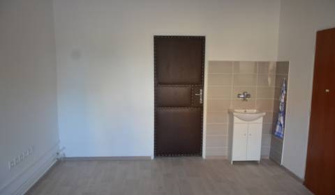 Kancelária na prenájom 15m2, Jerichova, Trnava