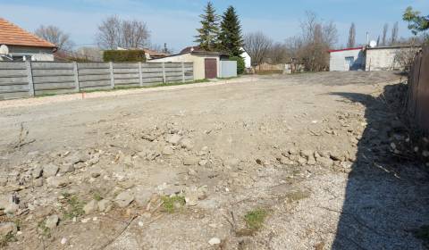 Prodej Pozemky - bydlení, Pozemky - bydlení, Nové Zámky, Slovensko