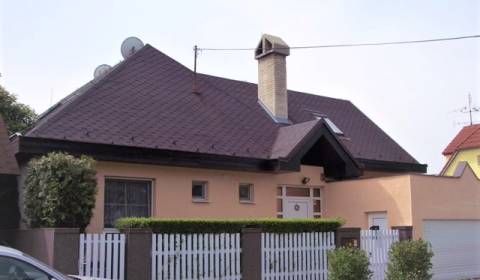 Prodej Rodinný dům, Orenburská, Bratislava - Podunajské Biskupice, Slo