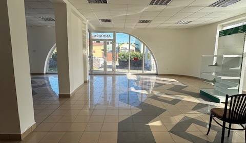 Pronájem Prostory pro obchod, Prostory pro obchod, Nové Zámky, Slovens