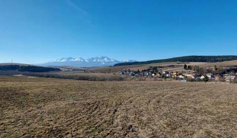 AstonReal: REZERVOVANÉ pozemok  651m2  s výhľadom na V. Tatry-Tvarožná
