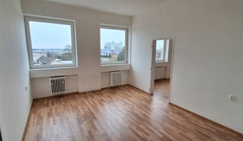 Pronájem Kancelářské prostory, Kancelářské prostory, Galanta, Galanta,