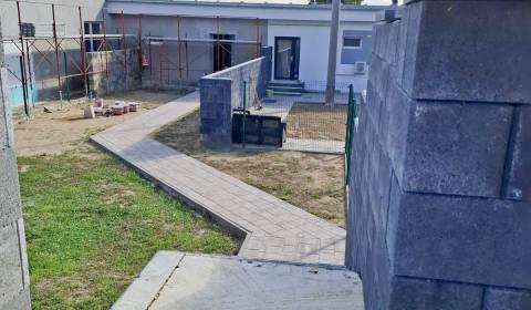 Prodej Byt 3+1, Byt 3+1, Obchodná, Trebišov, Slovensko