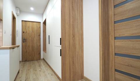 Prodej Dvougarsoniéra 2+0, Dvougarsoniéra 2+0, Znievska, Bratislava - 