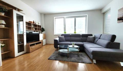 Pronájem Byt 1+1, Byt 1+1, Ďatelinová, Bratislava - Ružinov, Slovensko